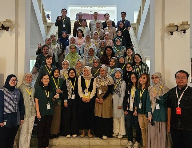 Gambar 1. Peserta dan Panitia Kegiatan Workshop