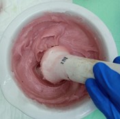 Gambar 17. Salep yang terbentuk