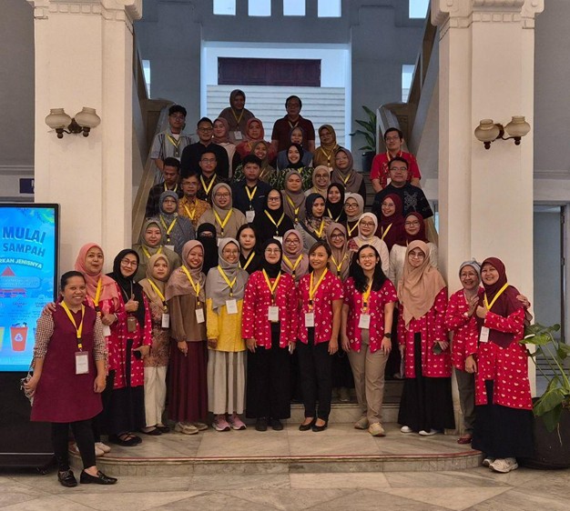 Gambar 1. Peserta dan Panitia Kegiatan Workshop